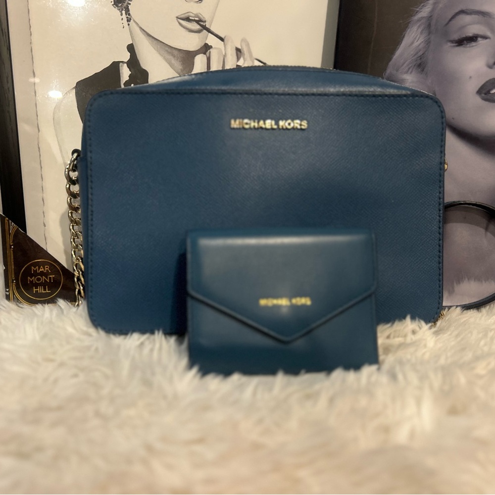 Michael Kors Teal Crossbody Bag and Card Holder